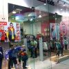 Оформление витрин магазина детской одежды